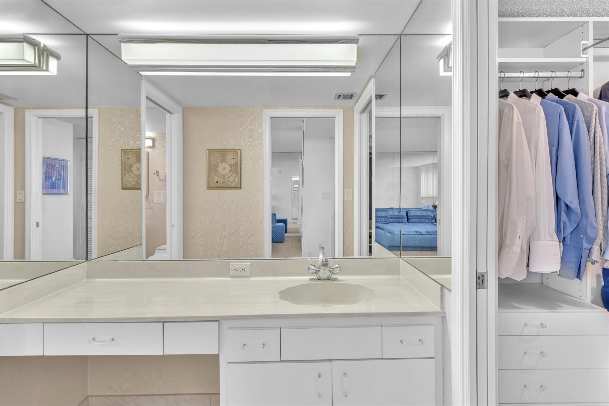 ROGERS EAST CONDO - Residential