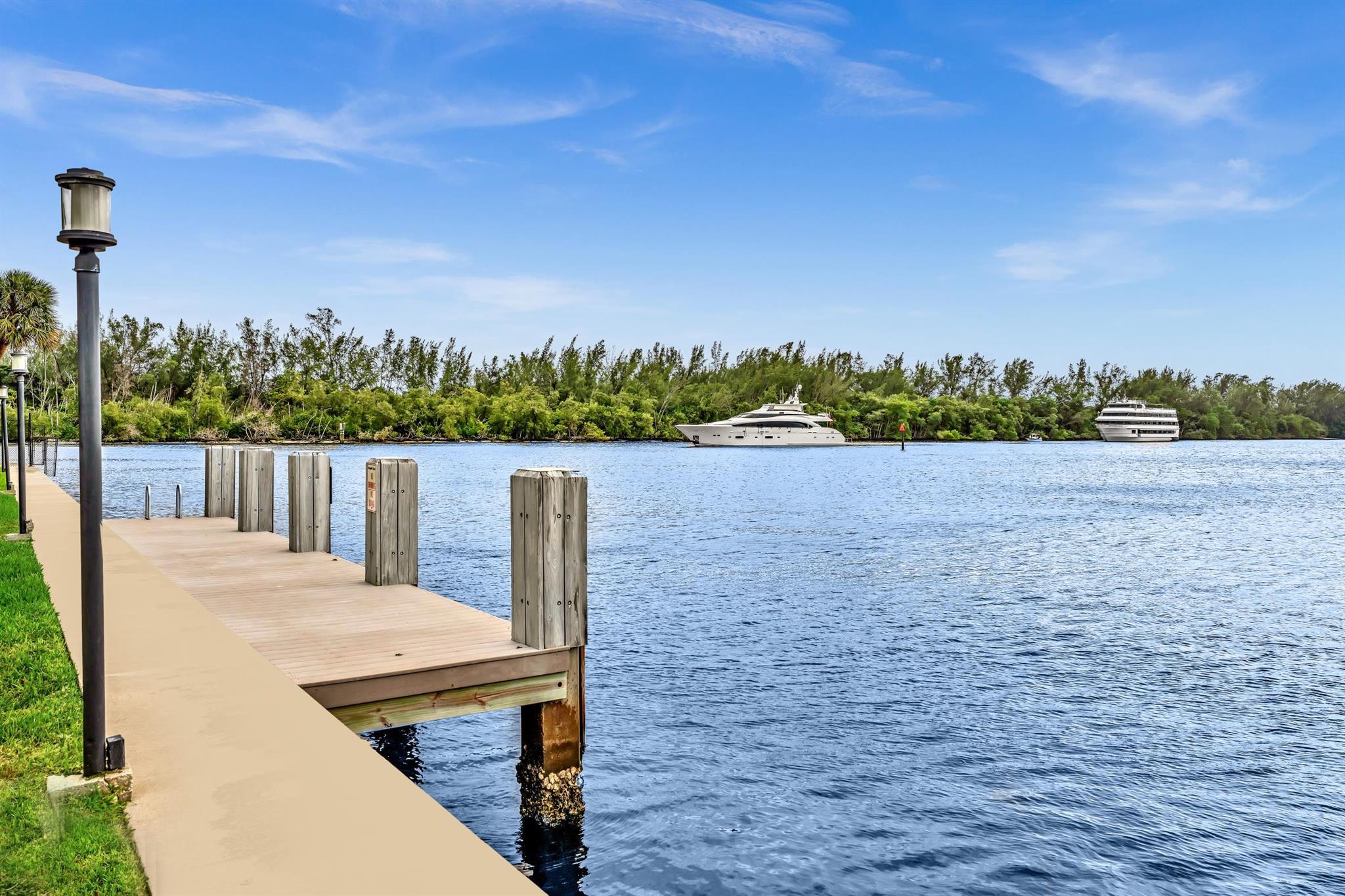 ROGERS EAST CONDO - Residential