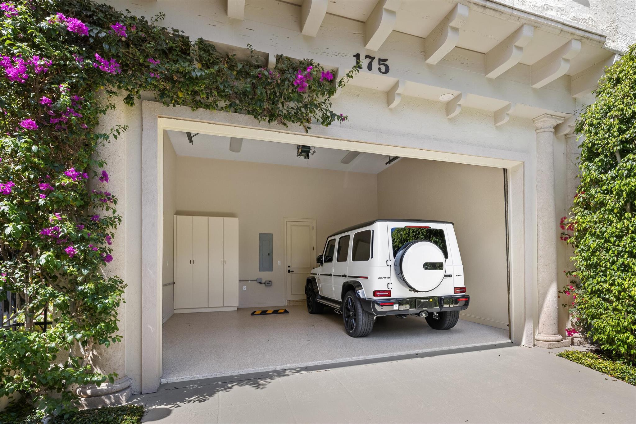 FLORAL PARK - Residential