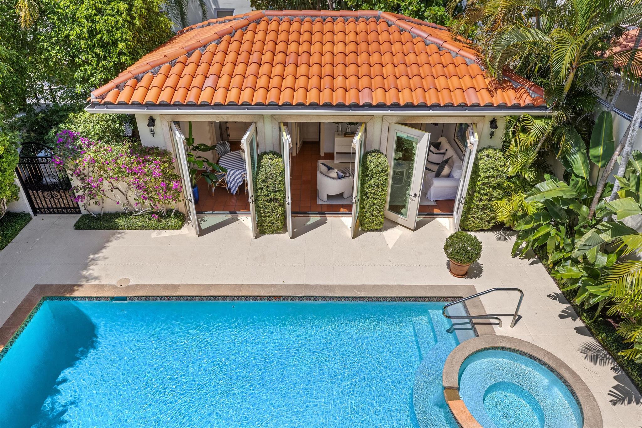 FLORAL PARK - Residential