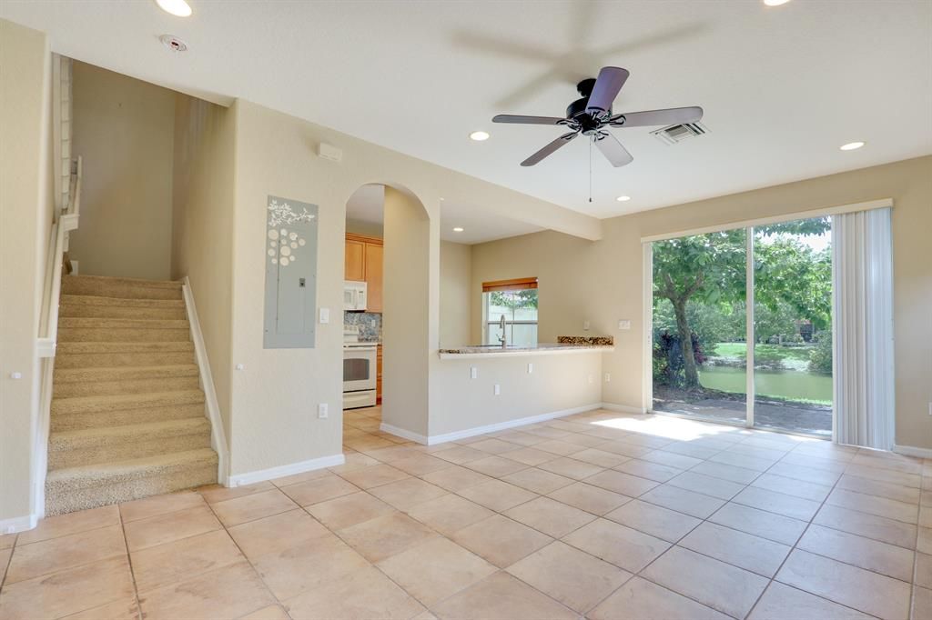 Photo of 116 Monterey Bay Dr Drive, Boynton Beach, FL 33426 (MLS # R10732453)
