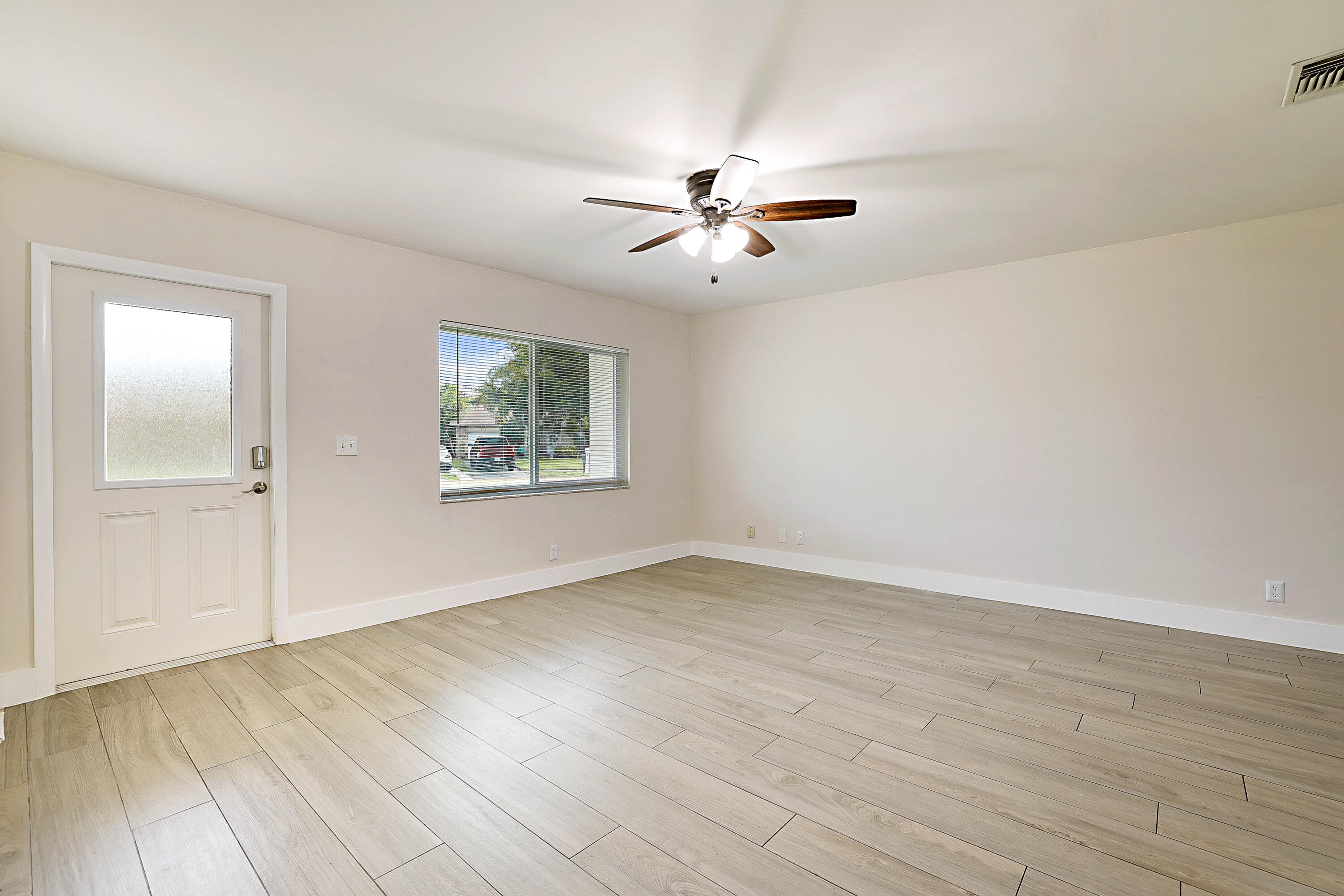 AMERICAN HOMES AT BOCA RATON 7 - Residential Lease