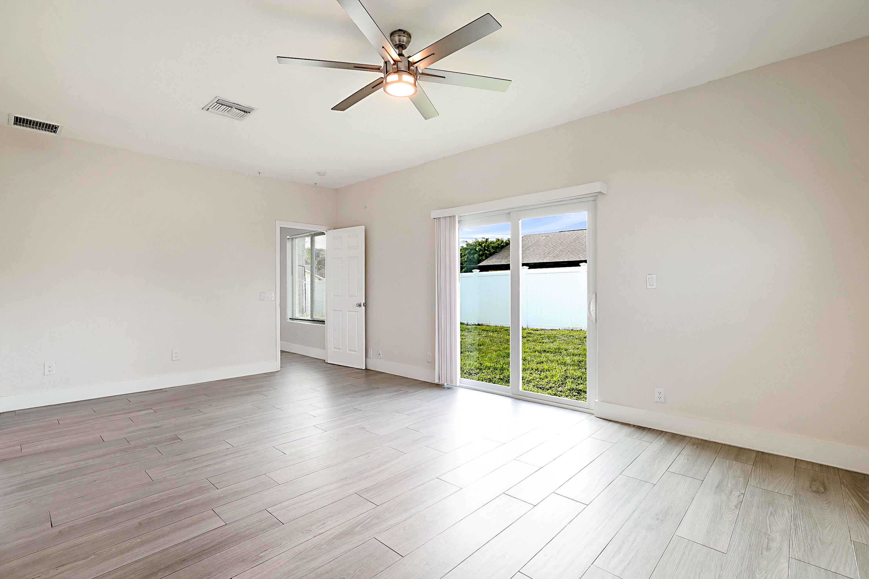 AMERICAN HOMES AT BOCA RATON 7 - Residential Lease