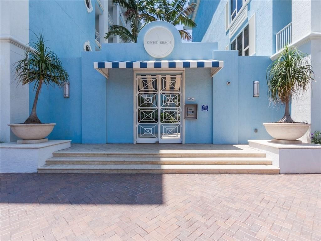 Photo of 701 SE 21st Street #207, Deerfield Beach, FL 33441 (MLS # F10525806)