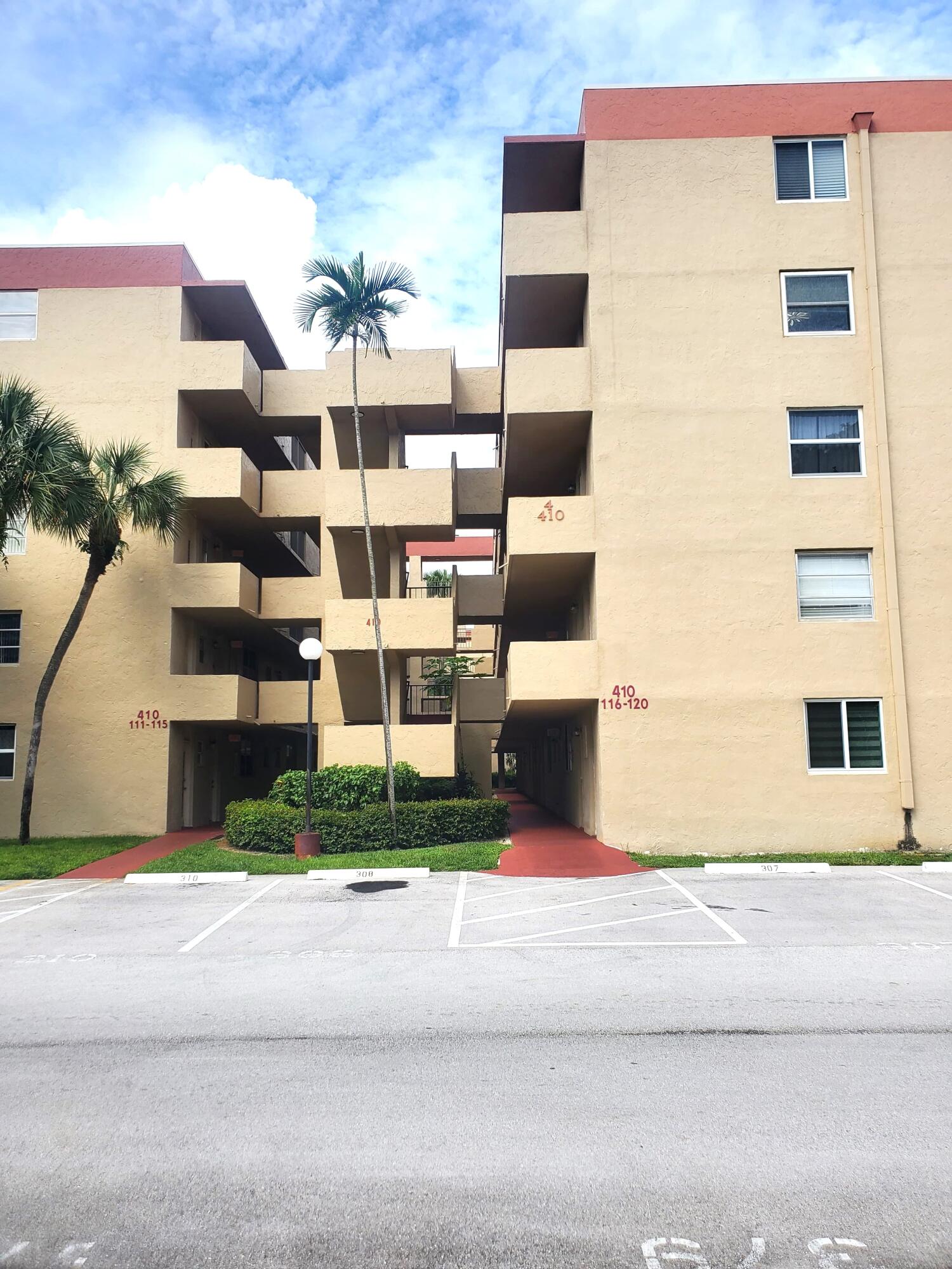 410 NW 68TH Avenue 119