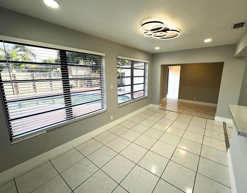 MIRAMAR SEC 5 - Residential Lease