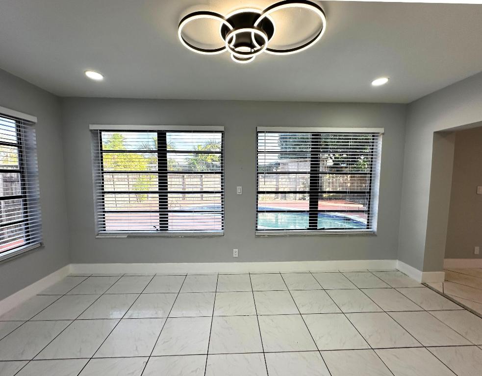 MIRAMAR SEC 5 - Residential Lease