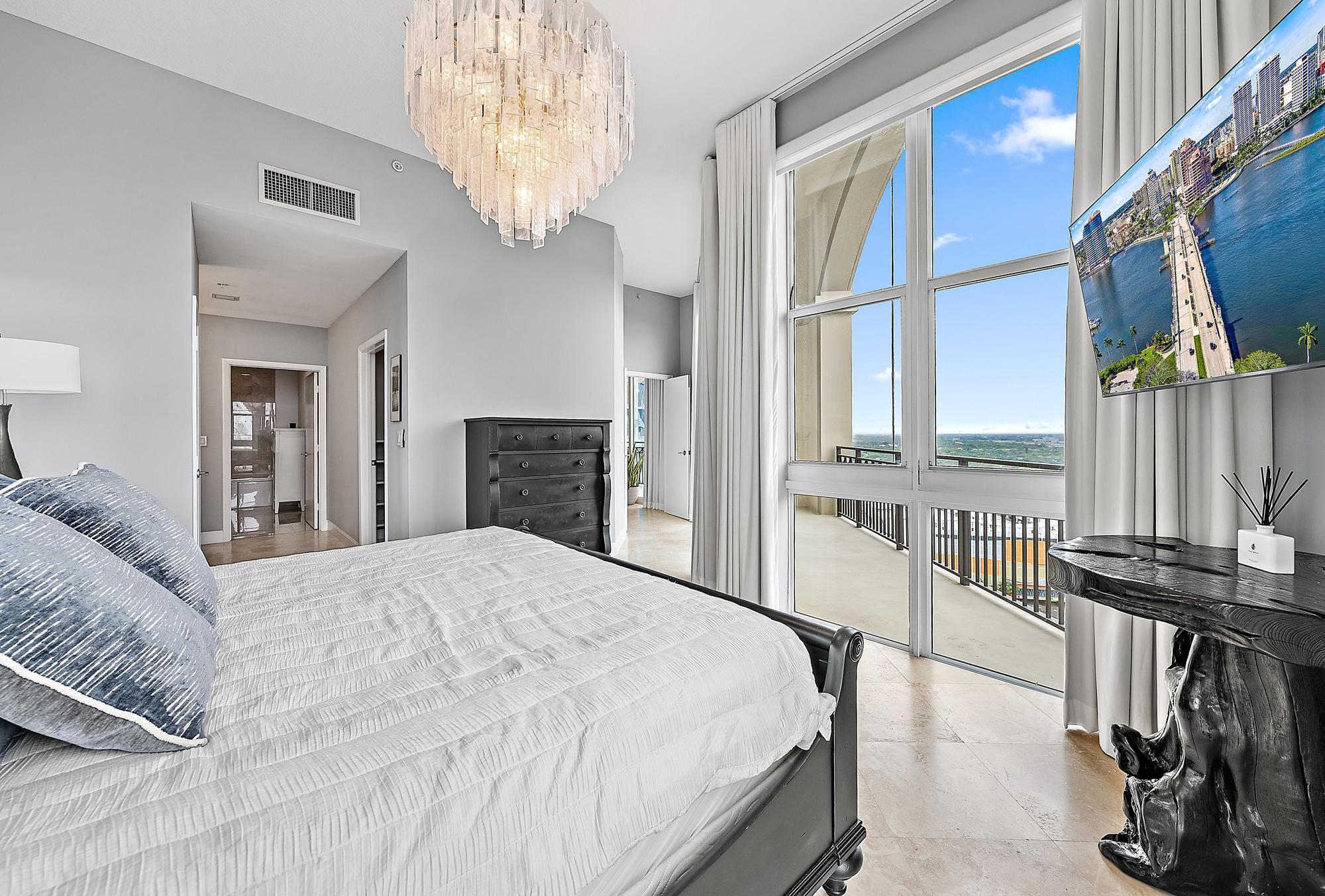 CITYPLACE SOUTH TOWER CON - Residential Lease