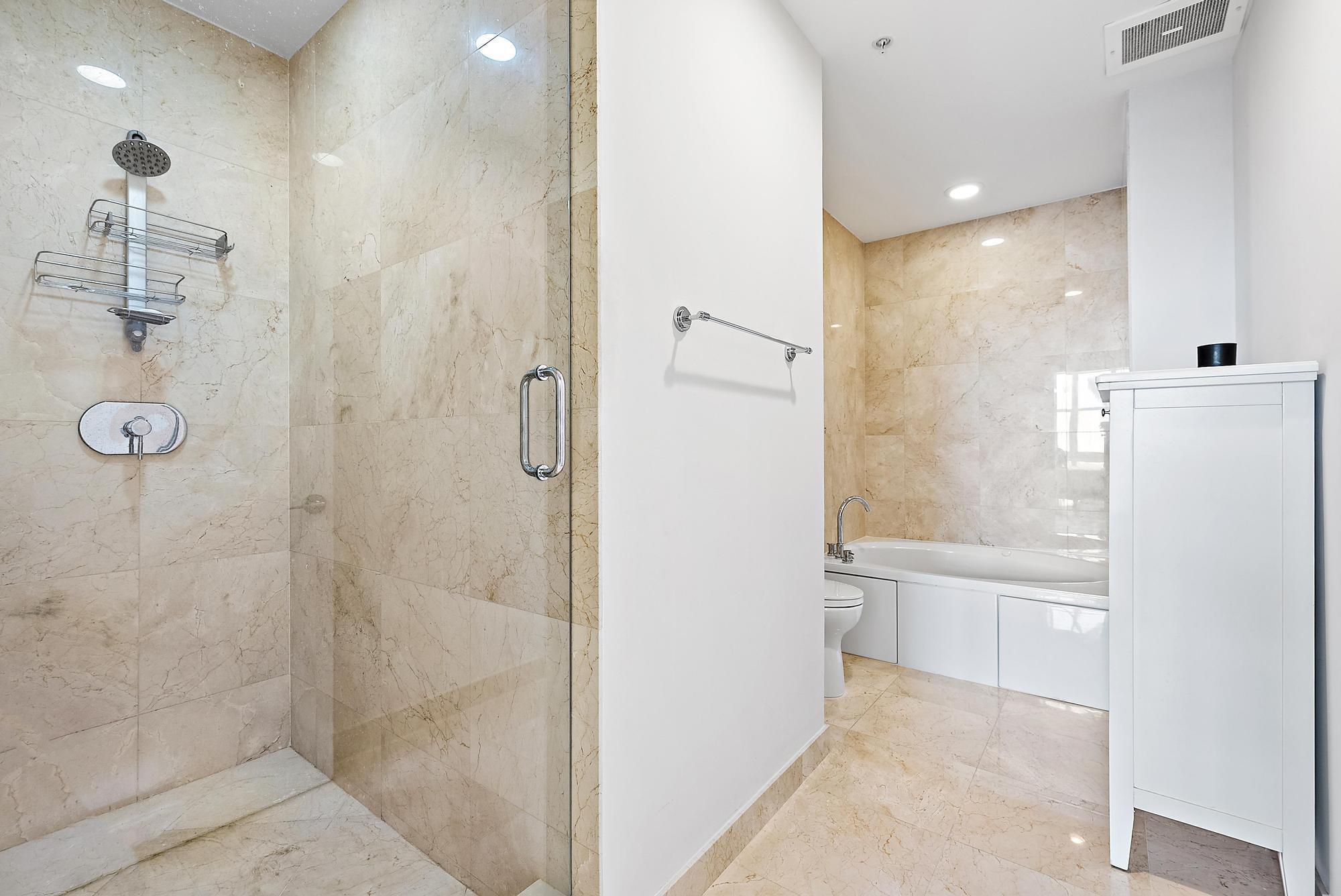 CITYPLACE SOUTH TOWER CON - Residential Lease