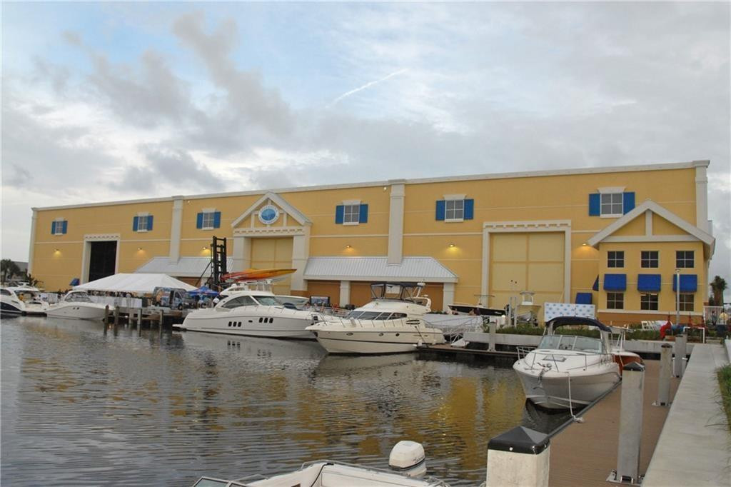 Pompano Beach Club North - Residential Lease