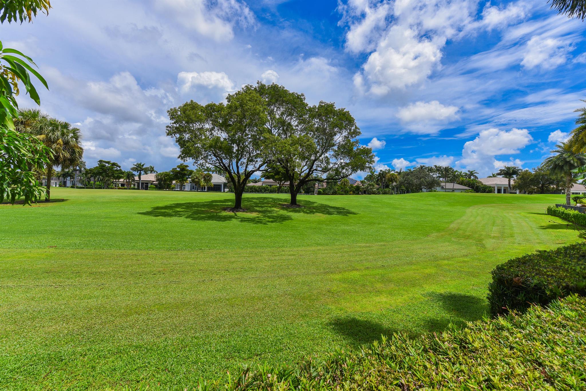 ST ANDREWS COUNTRY CLUB - Residential