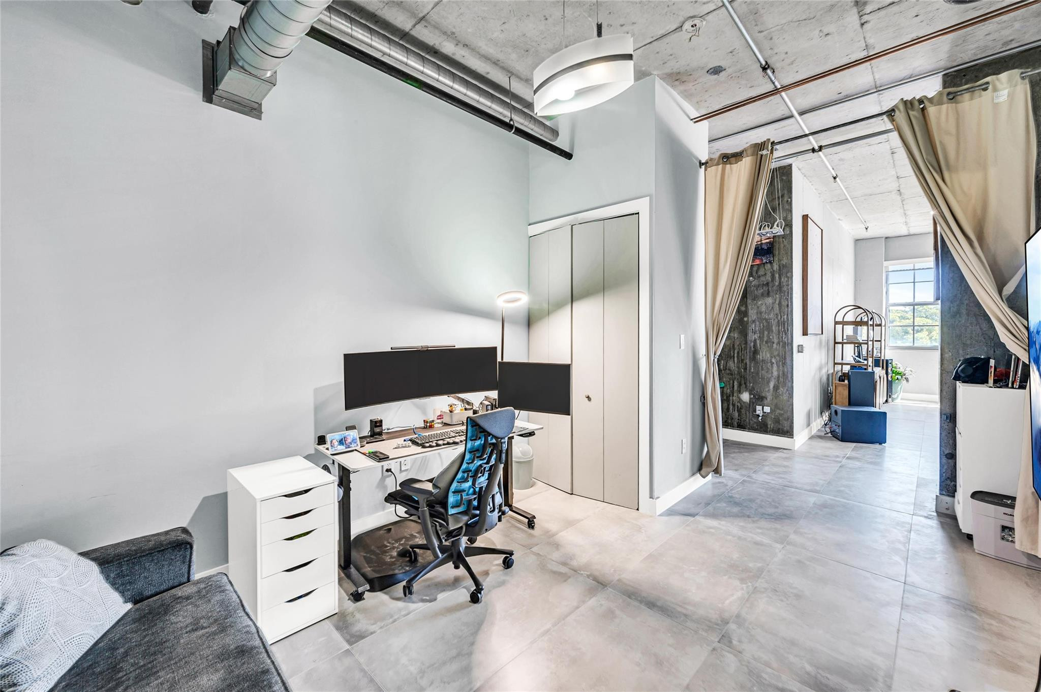 avenue lofts - Residential