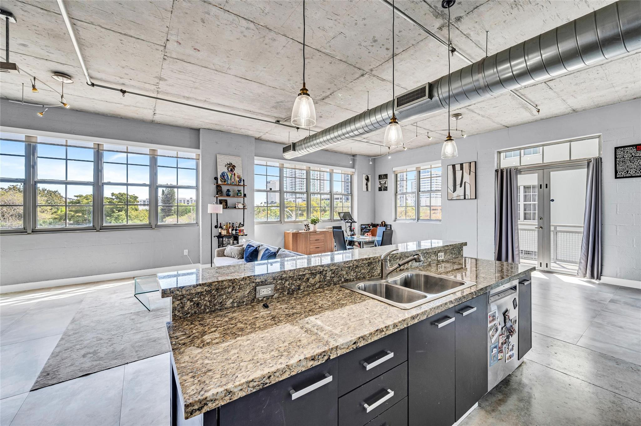 avenue lofts - Residential