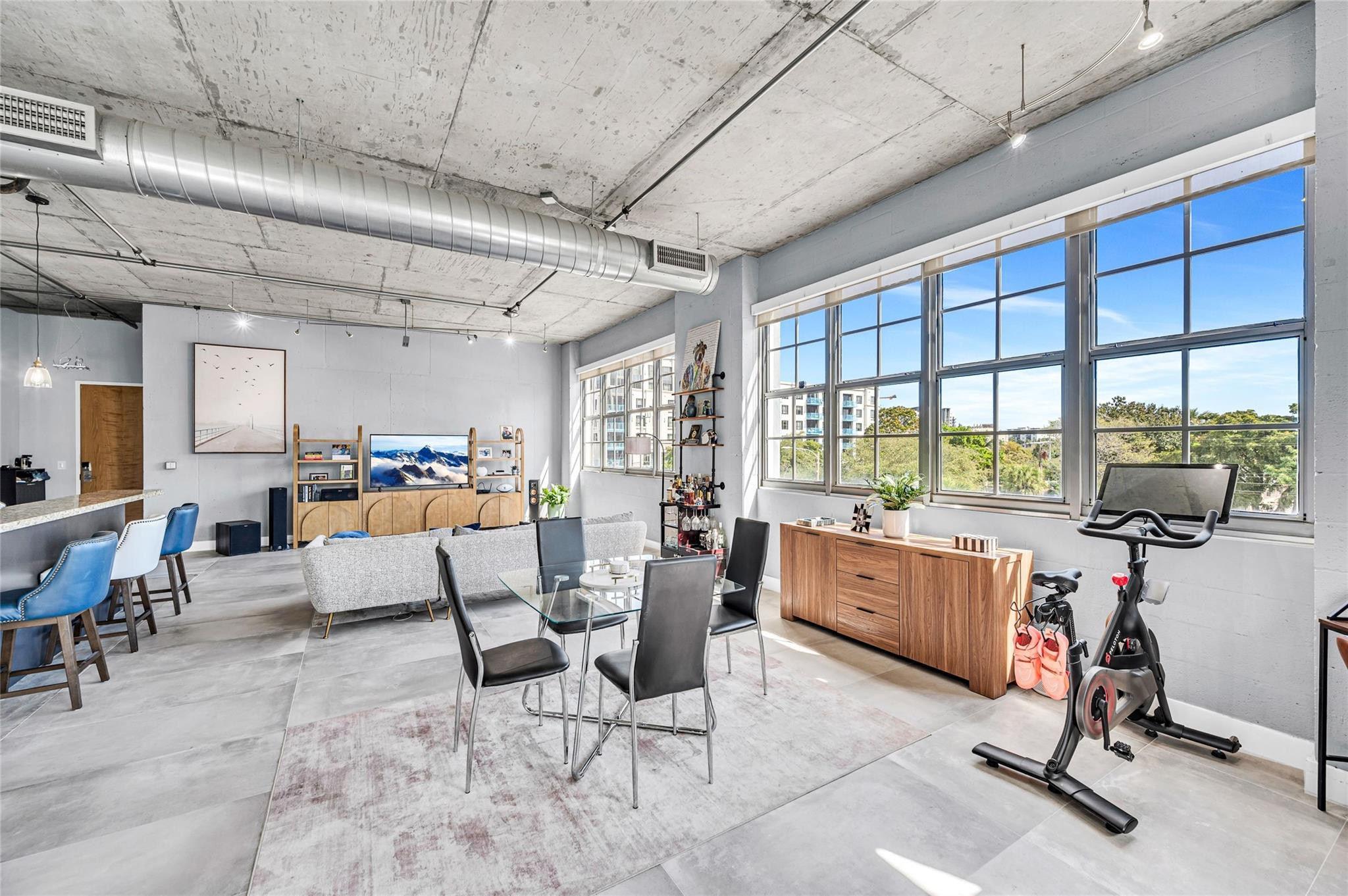 avenue lofts - Residential