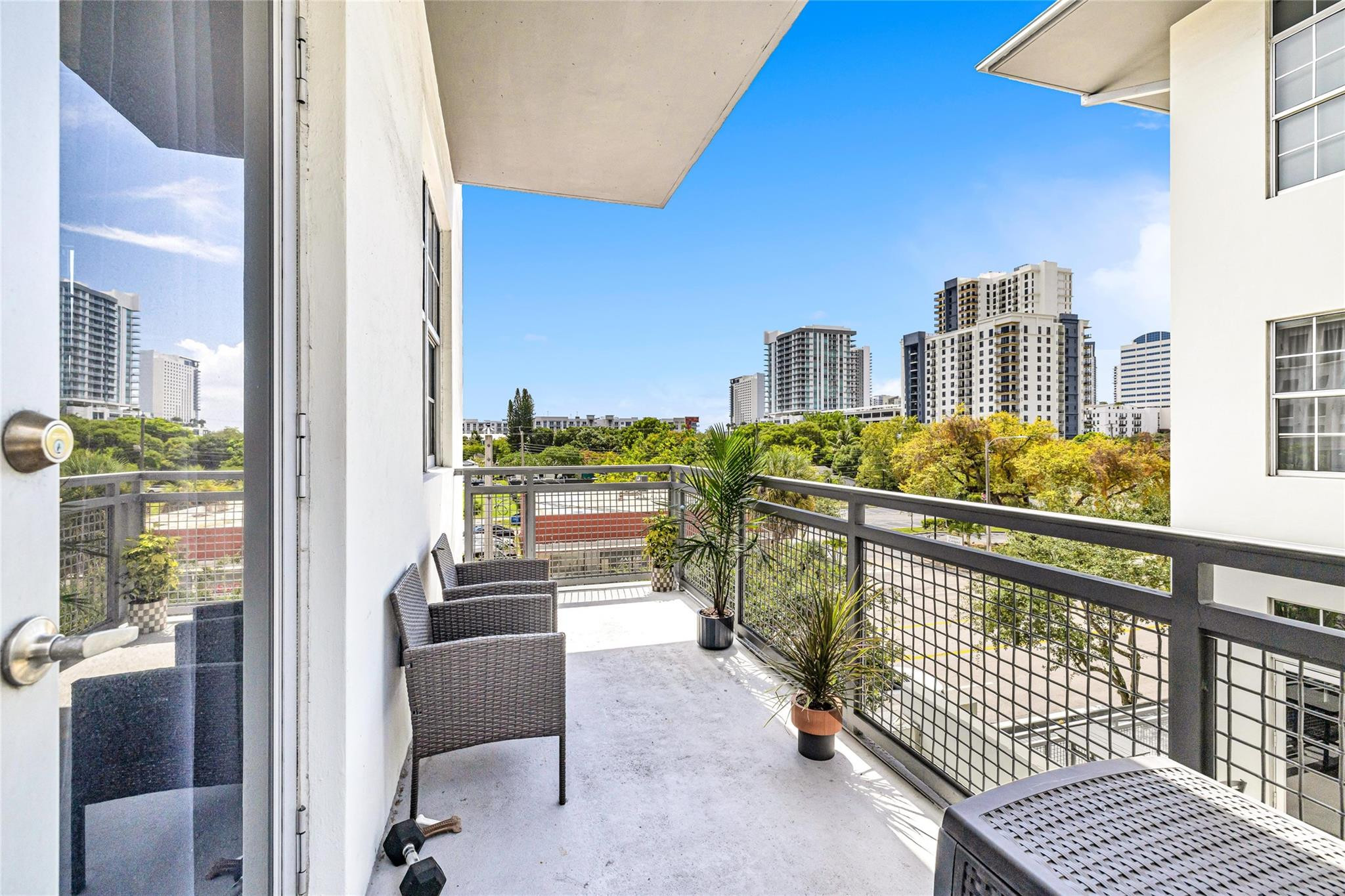 avenue lofts - Residential