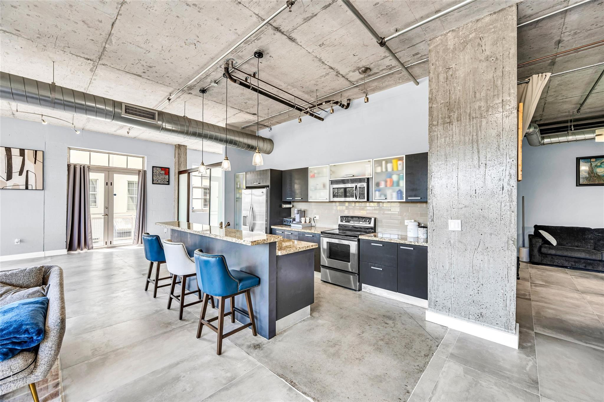 avenue lofts - Residential