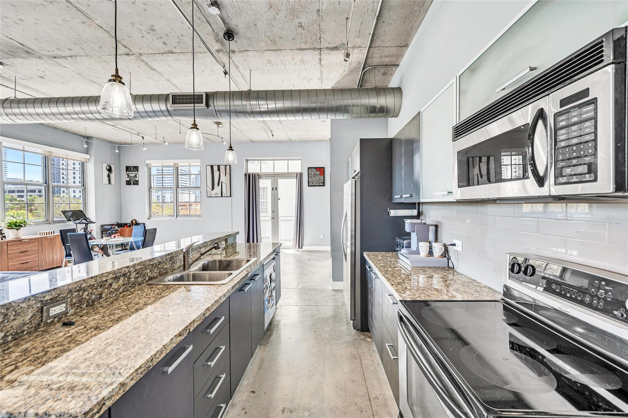 avenue lofts - Residential