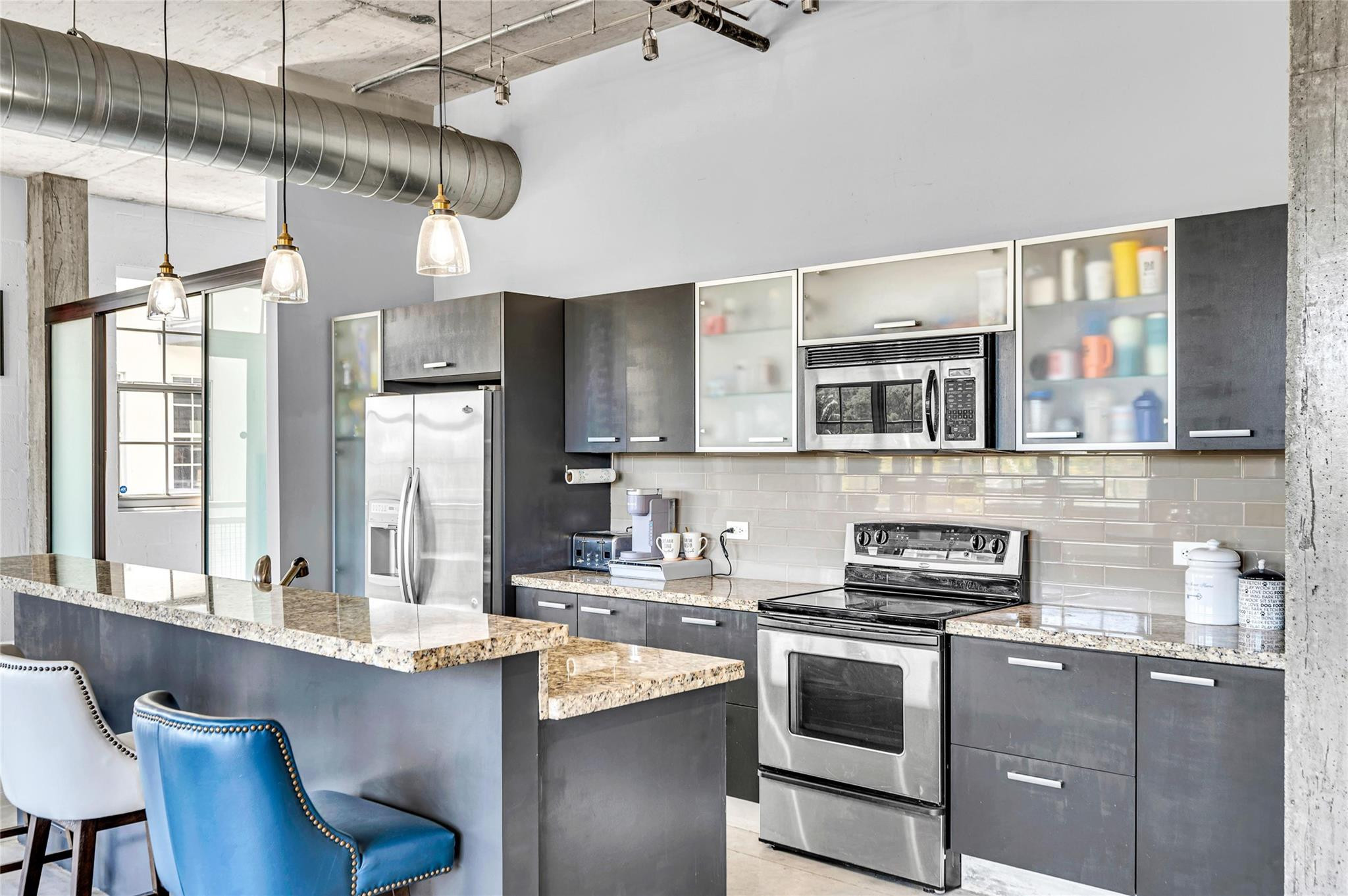 avenue lofts - Residential