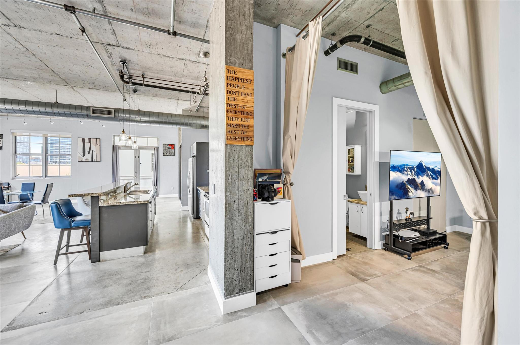 avenue lofts - Residential