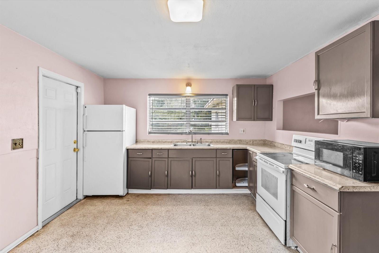 Home Acres Rev Of - Residential