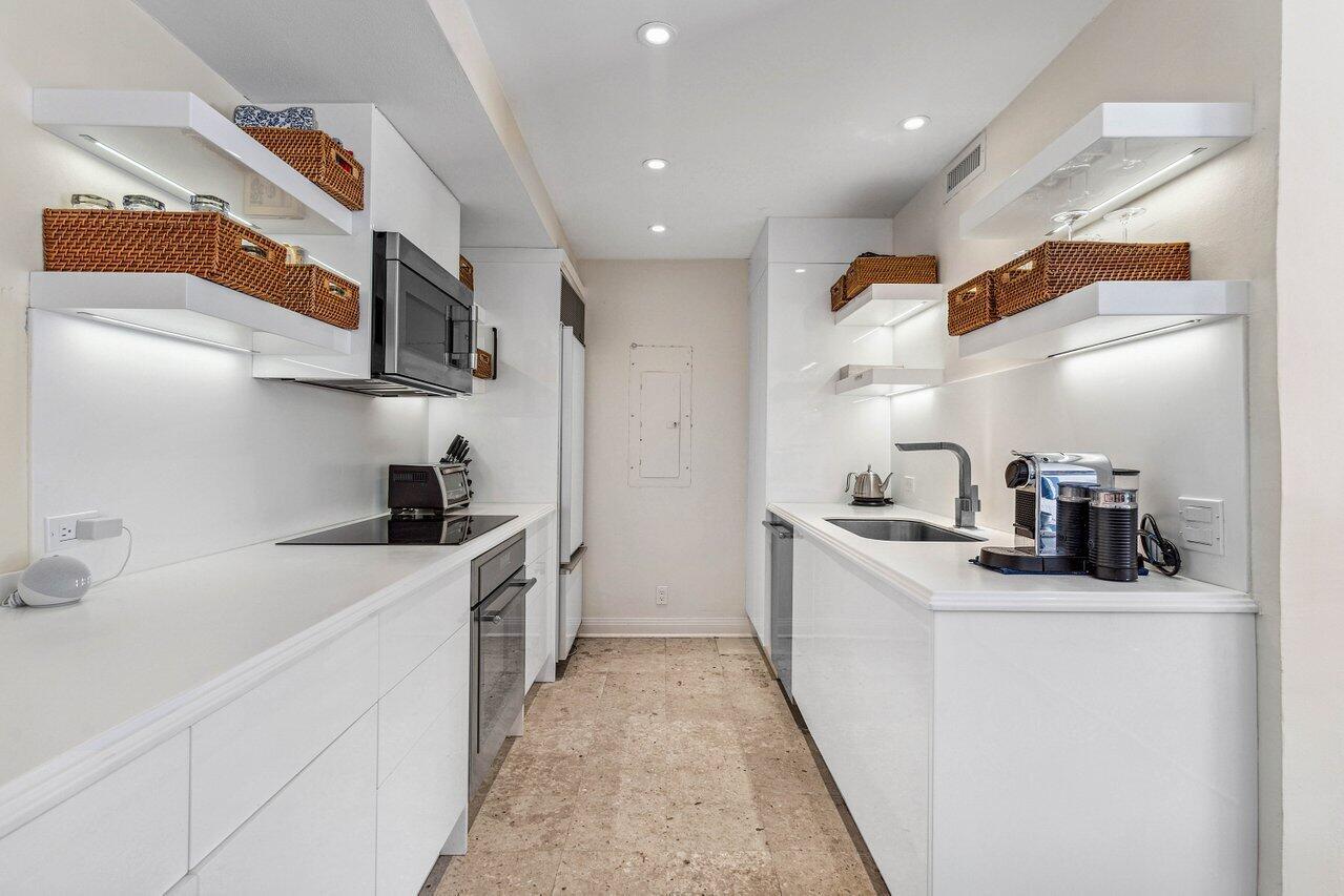 250 Bradley Place 309
