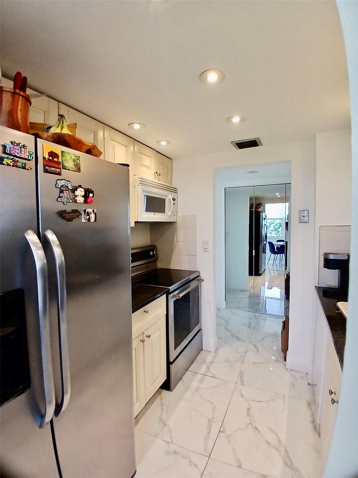 Pompano Beach Club - Residential