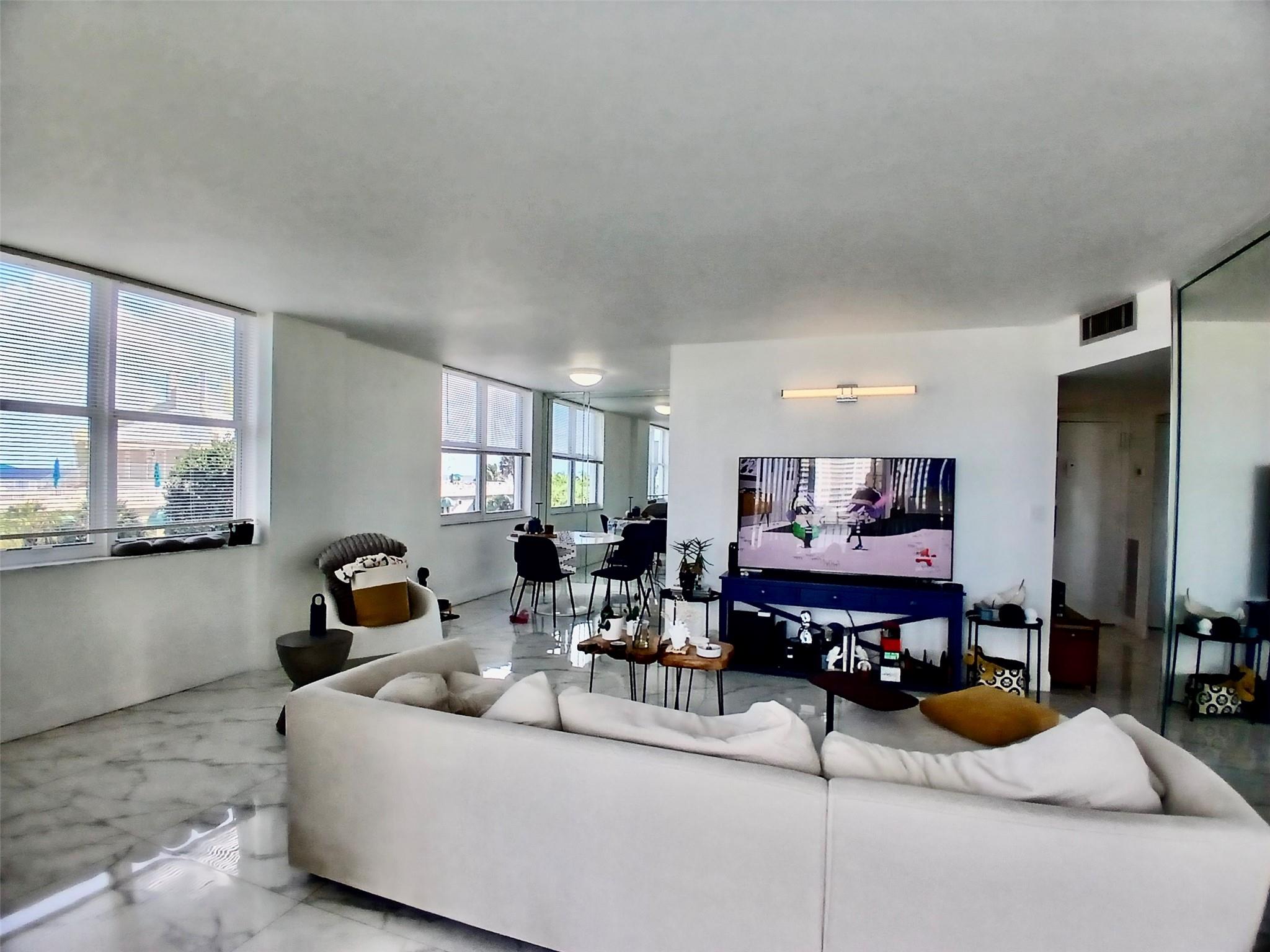 Pompano Beach Club - Residential