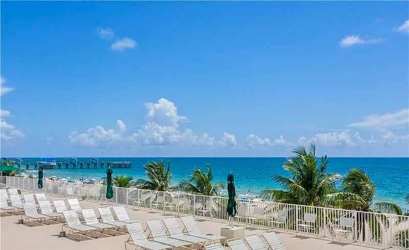 Pompano Beach Club - Residential