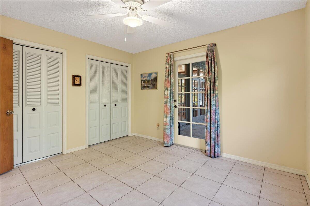 FORT PIERCE SHORES UNIT 5 REPLAT - Residential