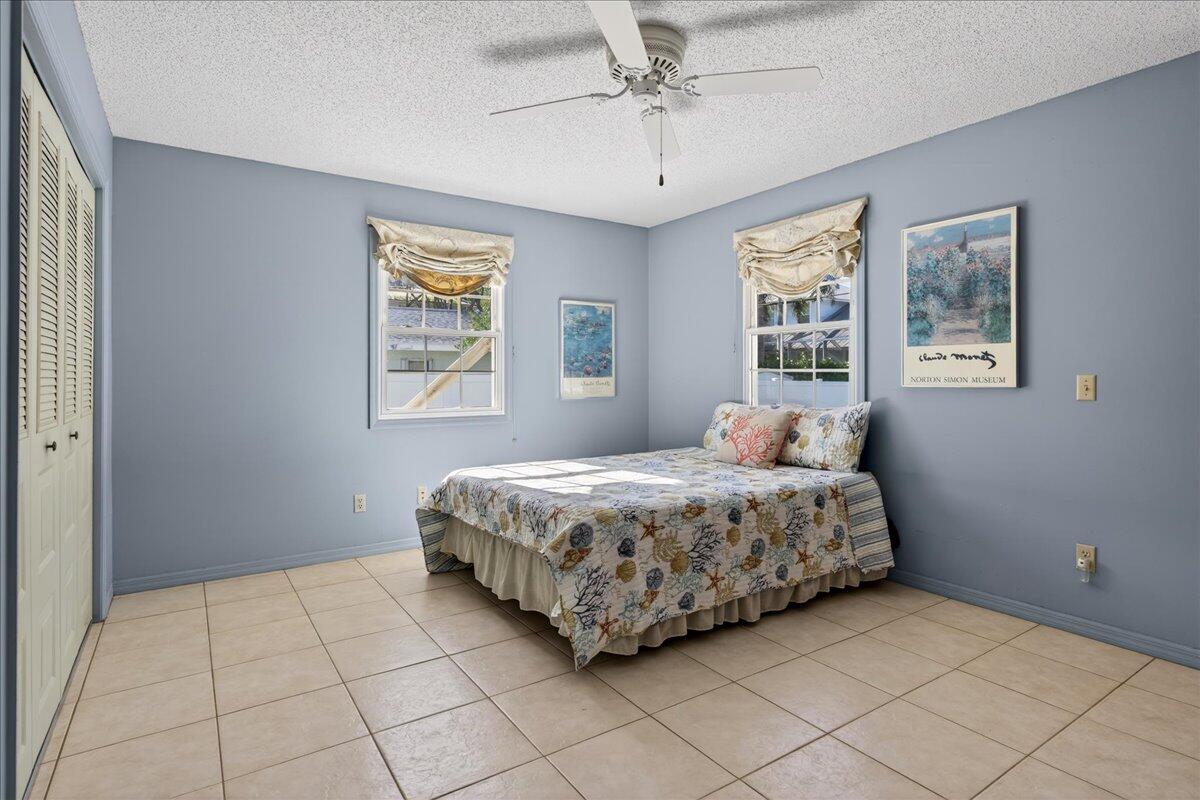 FORT PIERCE SHORES UNIT 5 REPLAT - Residential