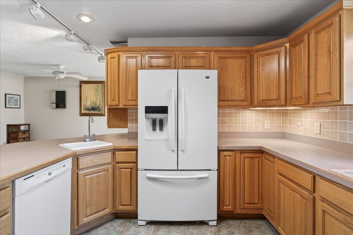 FORT PIERCE SHORES UNIT 5 REPLAT - Residential