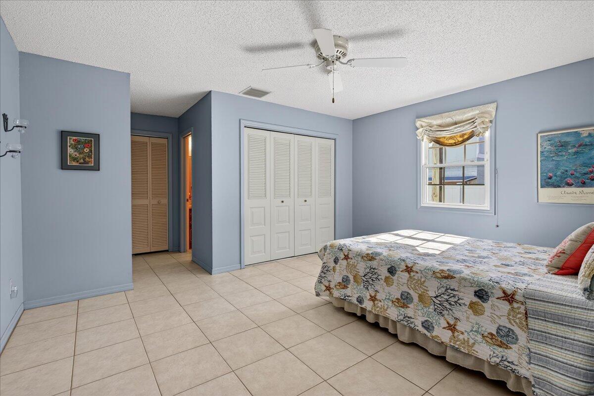 FORT PIERCE SHORES UNIT 5 REPLAT - Residential