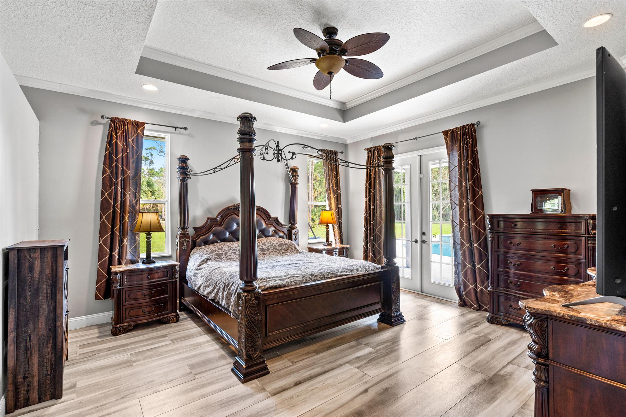 DEER RUN - Residential