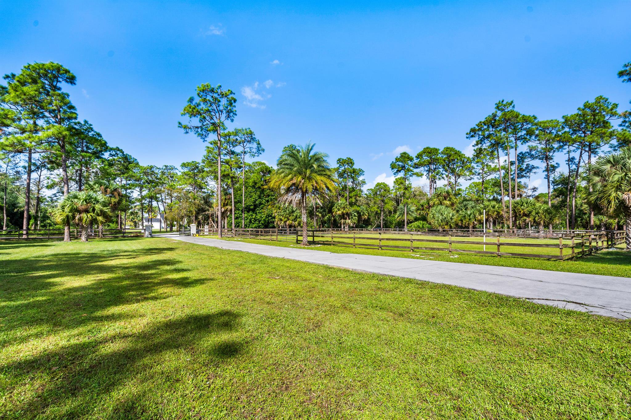 DEER RUN - Residential