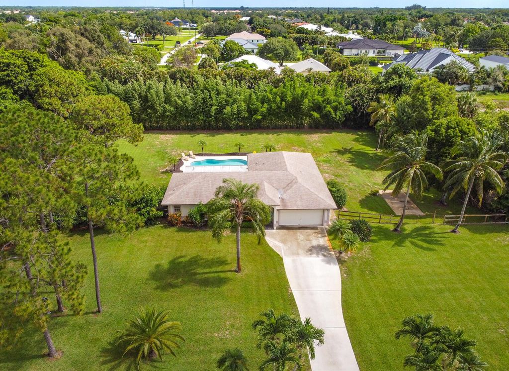 Photo of 7751 162nd Court N, Palm Beach Gardens, FL 33418 (MLS # R11098679)