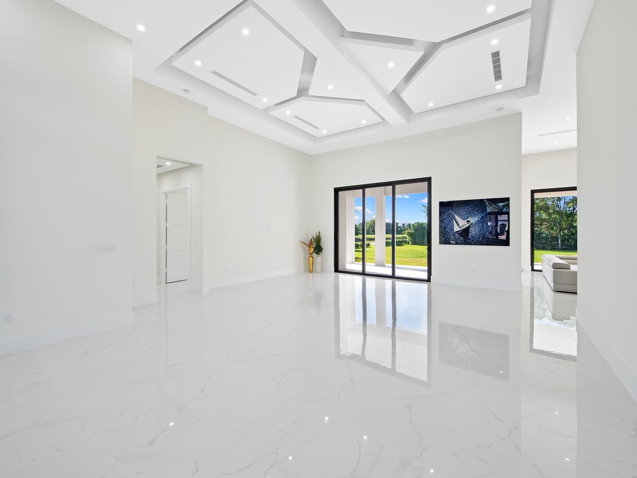 PINE MEADOW ESTATES - Residential