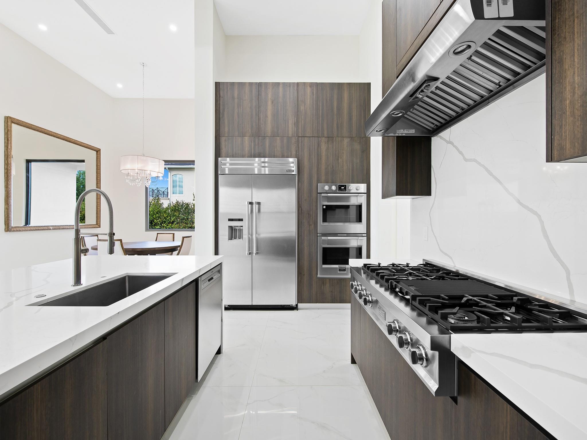 PINE MEADOW ESTATES - Residential