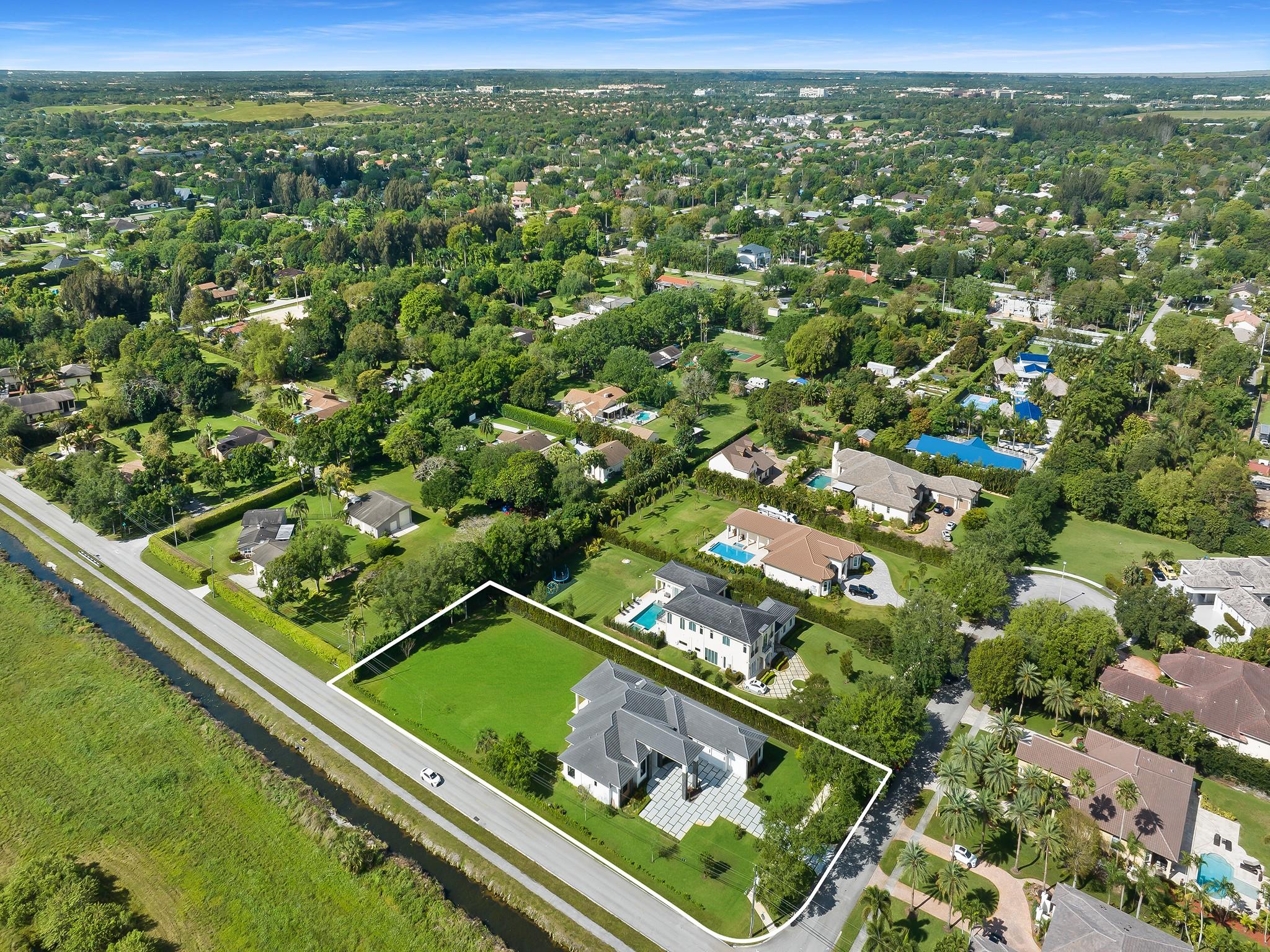 PINE MEADOW ESTATES - Residential