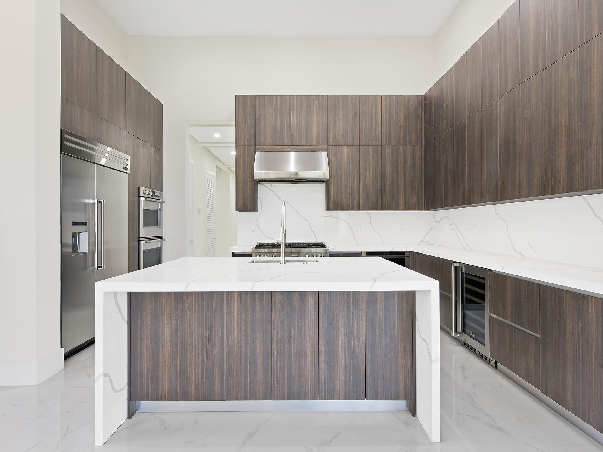PINE MEADOW ESTATES - Residential