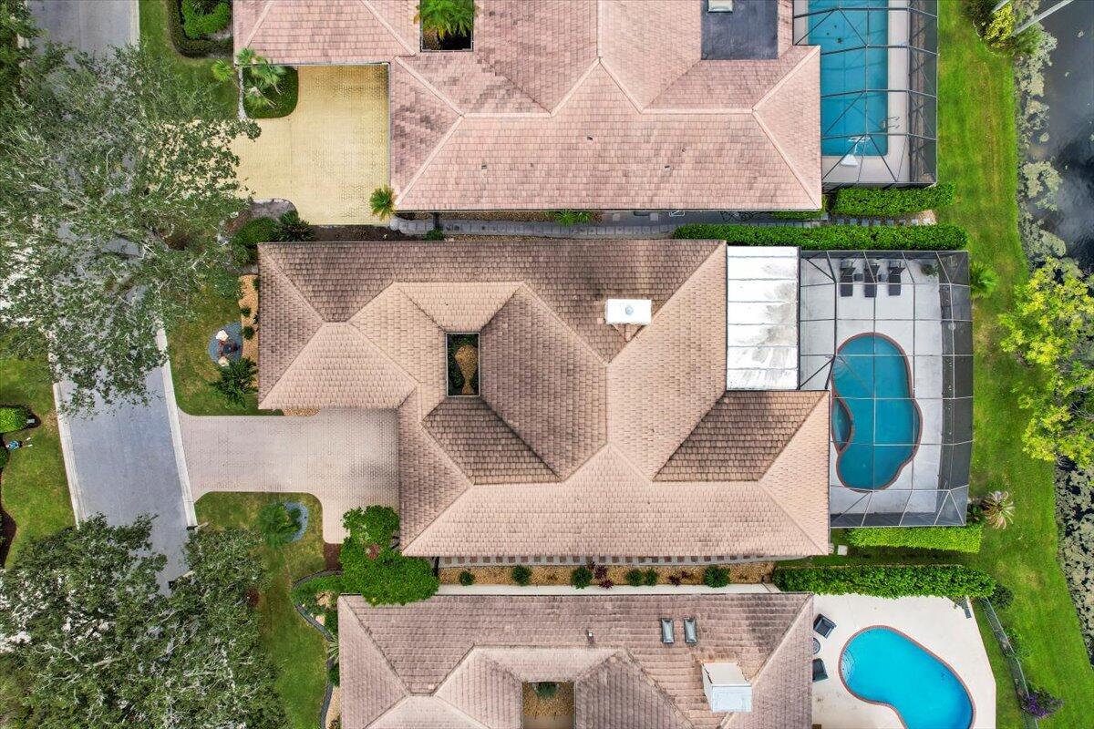 BREAKERS WEST - Residential