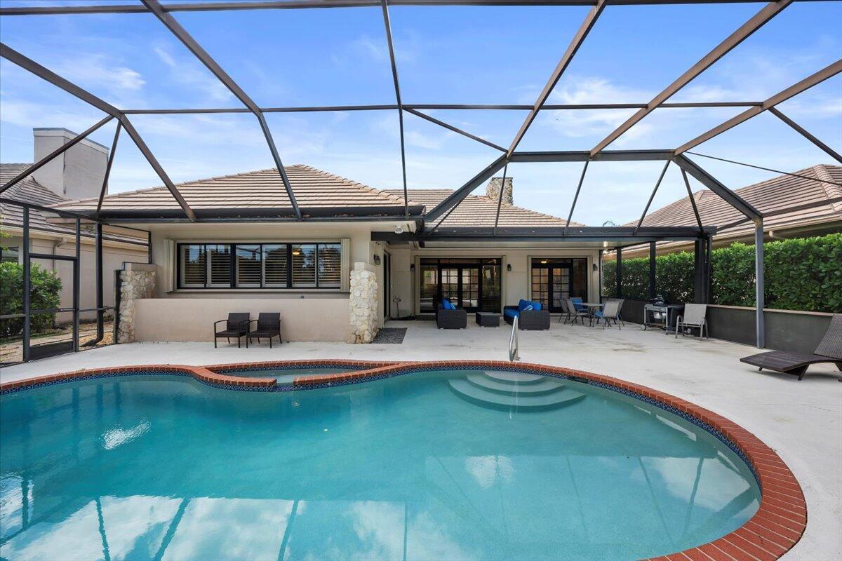 BREAKERS WEST - Residential