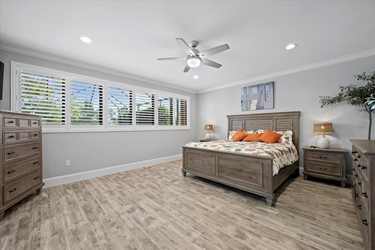 BREAKERS WEST - Residential