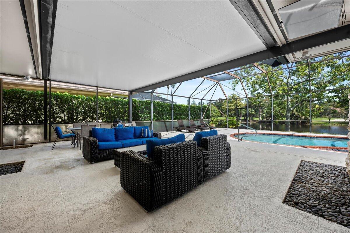 BREAKERS WEST - Residential