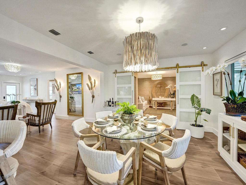 LAKE COVE IN - Residential Lease