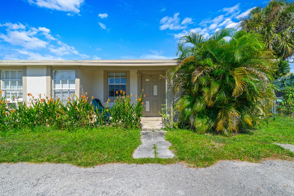 Photo of 1787 NE 49th Street, Pompano Beach, FL 33064 (MLS # B26088119)