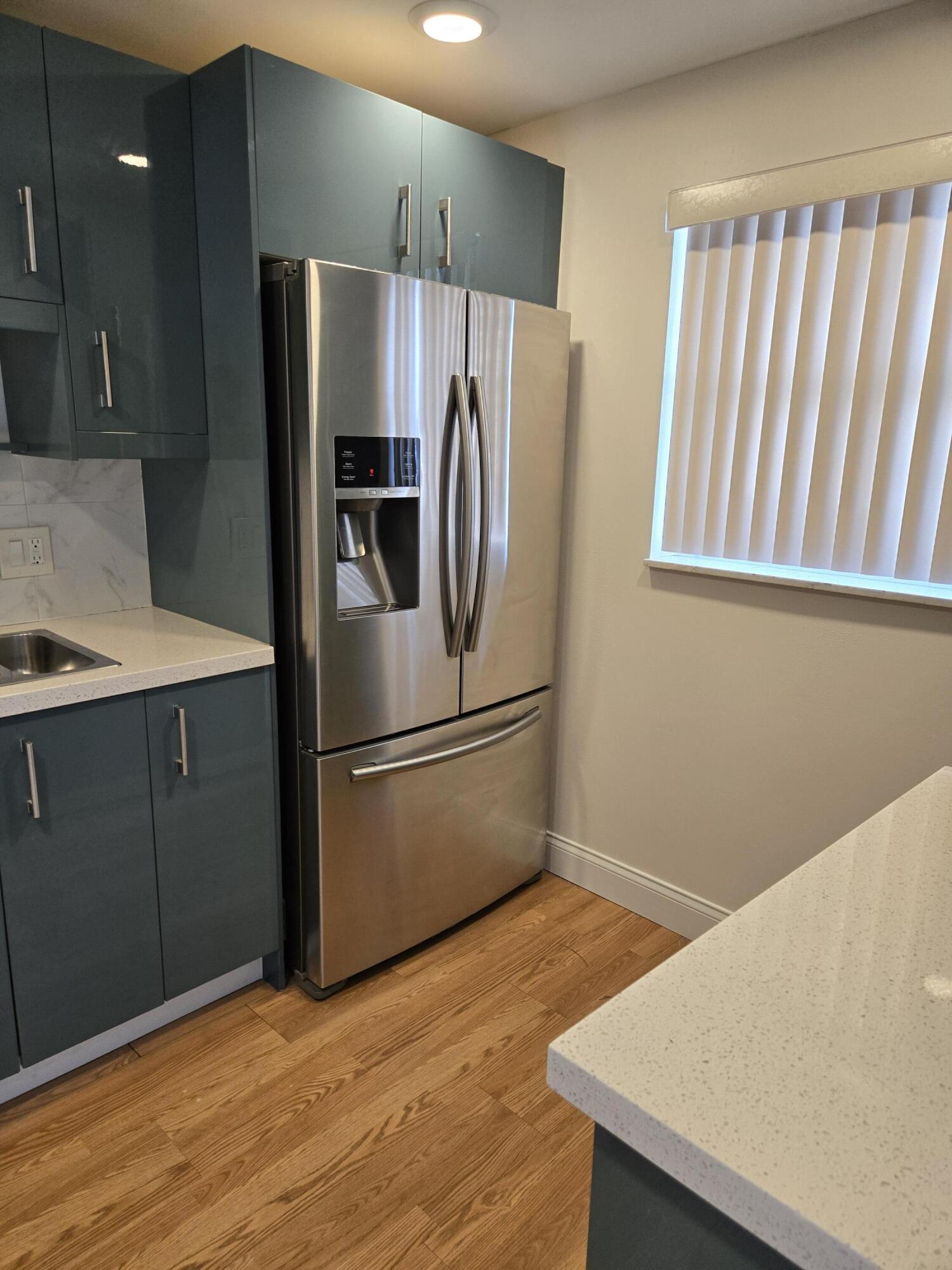 OXFORD CONDO - Residential