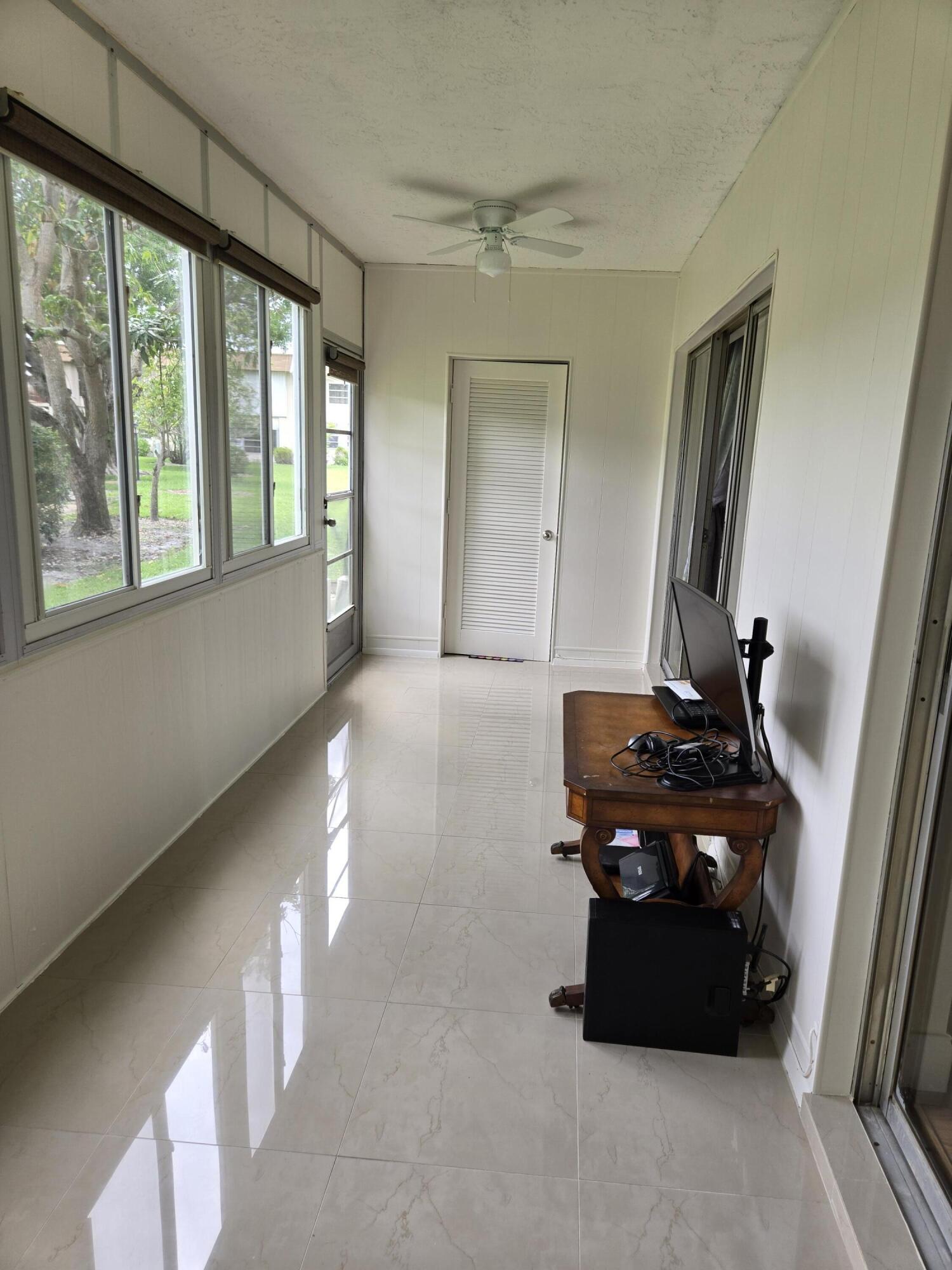 OXFORD CONDO - Residential