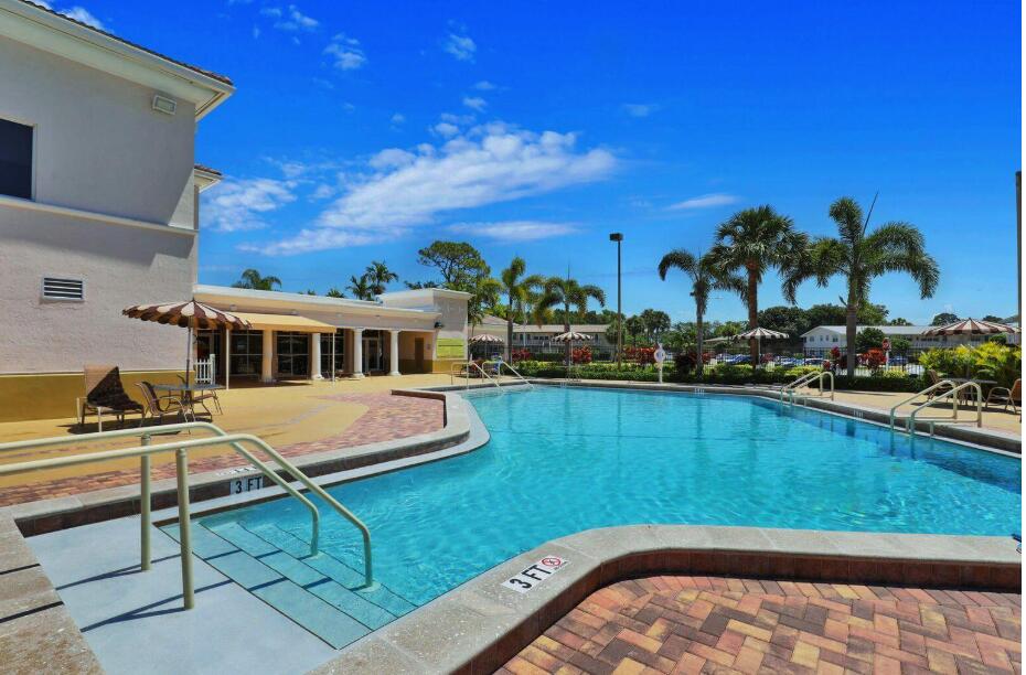 OXFORD CONDO - Residential