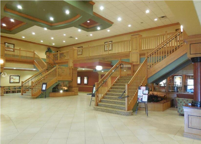 OXFORD CONDO - Residential