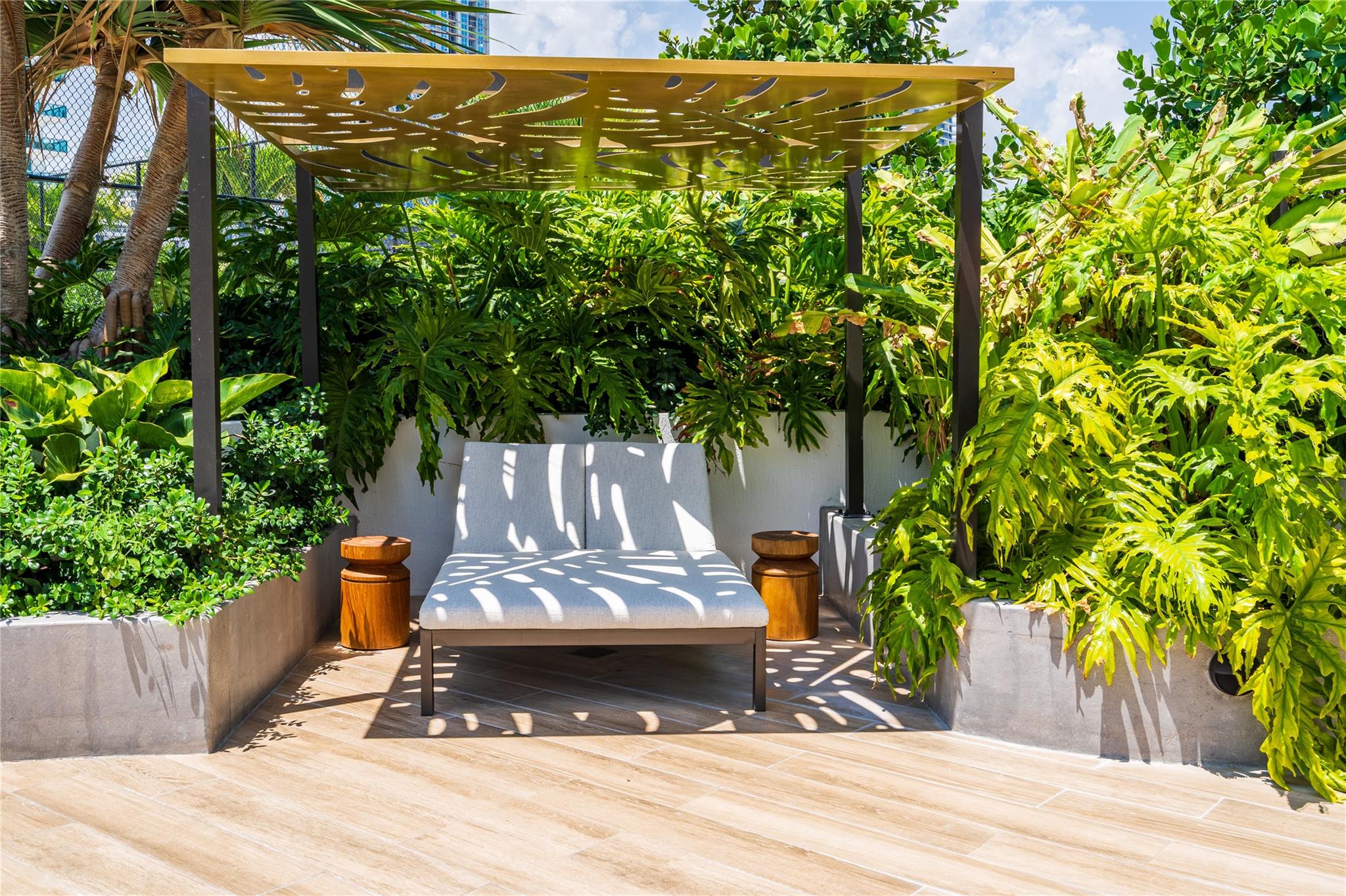 ARIA RESERVE SOUTH - Residential Lease